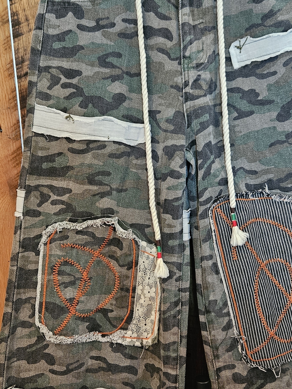 025p POL Camouflage Patchwork Wide-Leg Pants with Orange Contrast Stitching - Picture 3 of 9
